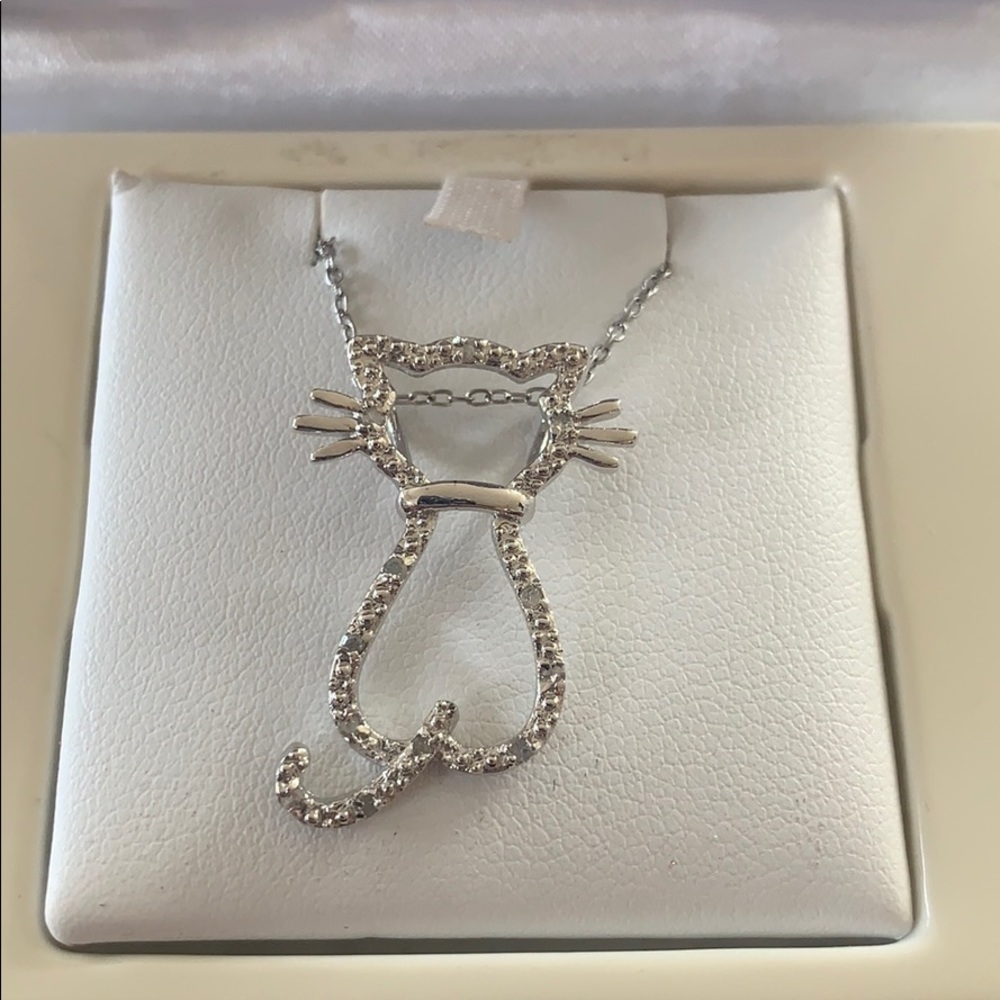 Diamond cat necklace